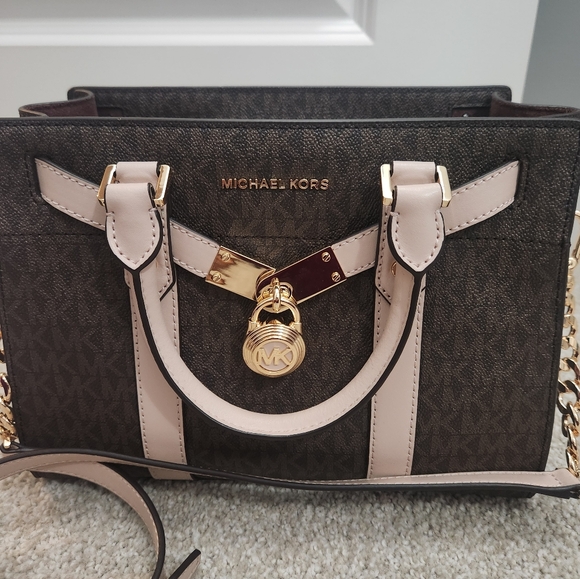 Michael Kors Black and Cream Satchel - Picture 1 of 7